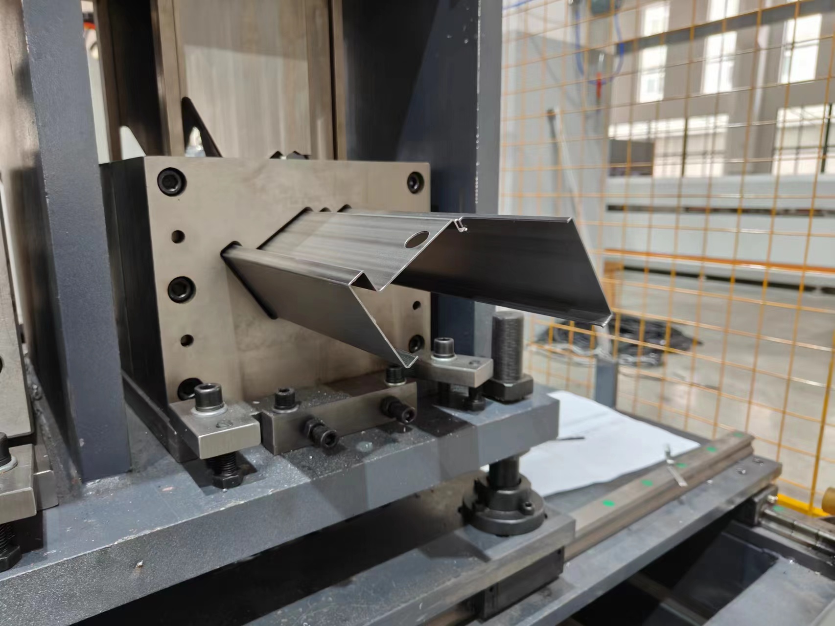 臺(tái)階刀.jpg 臺(tái)階刀.jpg